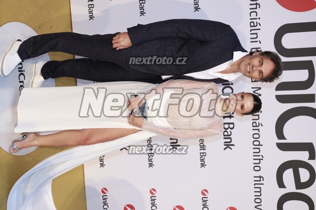 0087 Jaromir Jagr Dominika Branisova.JPG