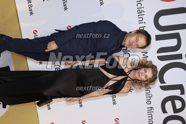 9885 Daniela Pestova Pavol Habera.JPG