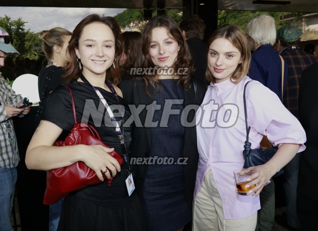 0635 Gabriela Heclova Rosalie Malinska Stepanka Fingerhutova.JPG