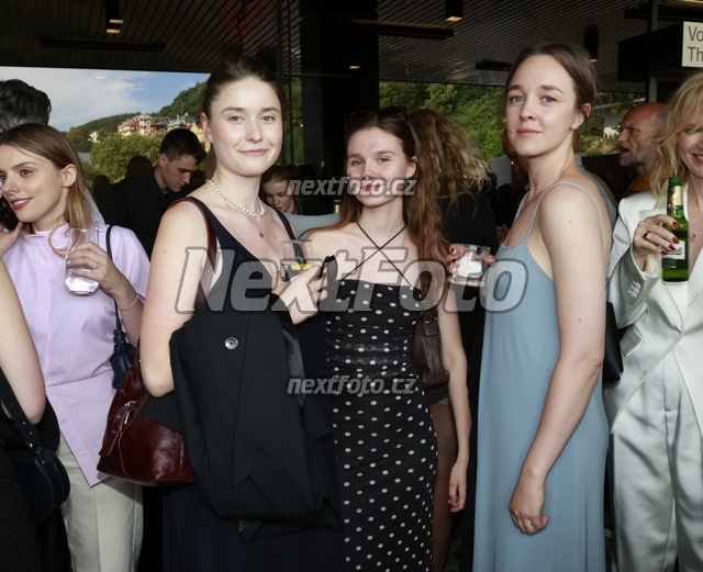 0740 Jindriska Hanusova Denisa Baresova.JPG