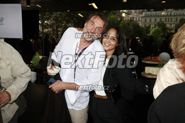 0859 Zea Alzbeta Ferencova Andy Hajdu.JPG