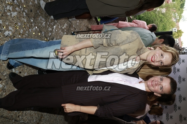 0946 Zuzana Stavna Anita Krausova.JPG