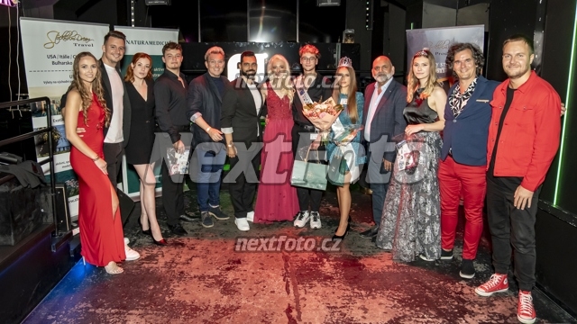4286 Lucie Junkova Vladimir Kiseljov Richard Selenberk Andrea Janouskova Alexandra Abu Al Saudova Dominik Chvojka Karel Kasak Katerina Blahova Kaja Pavlicek Jack Hamid Klara Suhajova.JPG