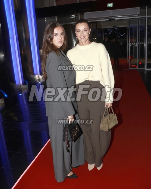 4268 Iva Kubelkova Karolina Jiraskova.JPG