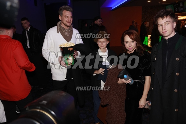 8284 Tatiana Vilhelmova Dykova Vojta Dyk Alois Dyk Cyril Cechak.JPG