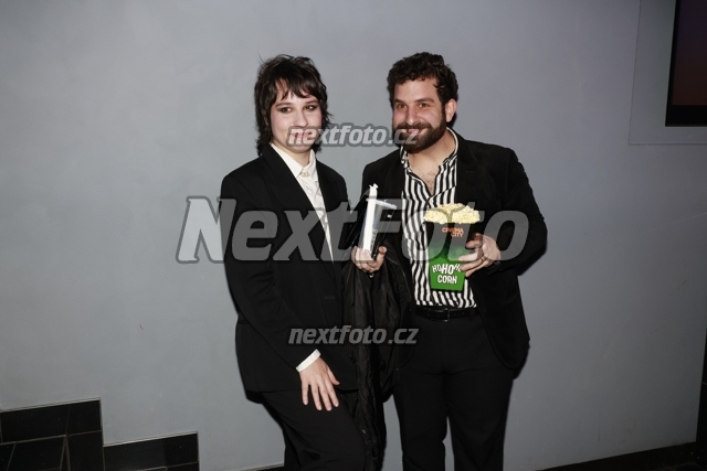 8344 Robin Ferro.JPG