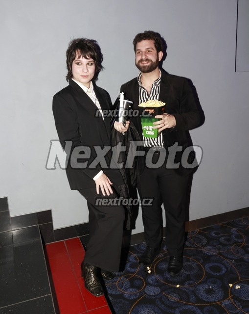 8350 Robin Ferro.JPG