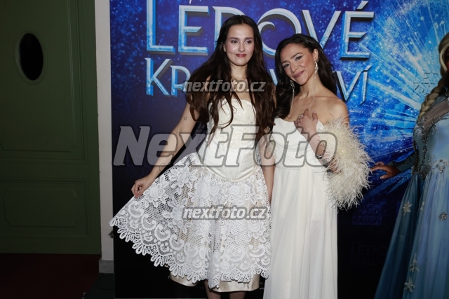 5572 Eva Buresova Ines Ben Ahmed.JPG