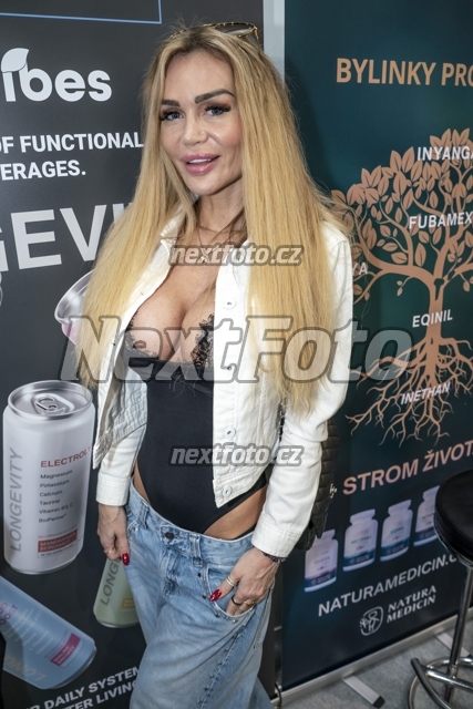 4633 Eva Feuereislova.JPG