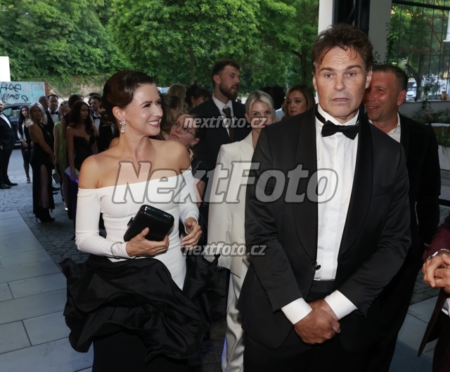 5991 Jaromir Jagr Dominika Branisova.JPG