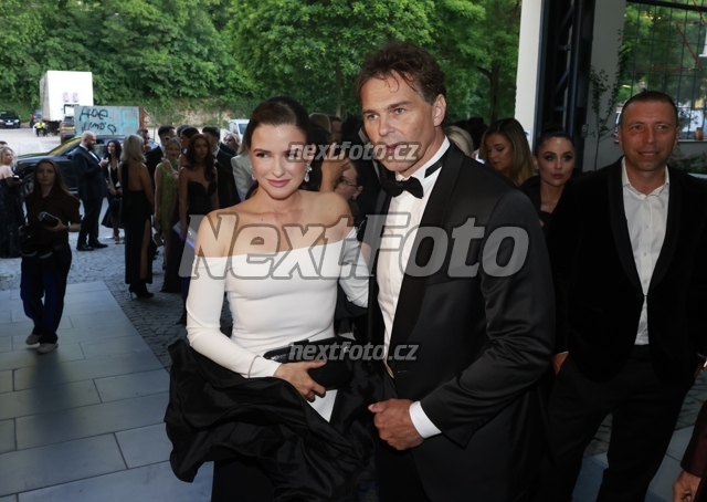 5997 Jaromir Jagr Dominika Branisova.JPG