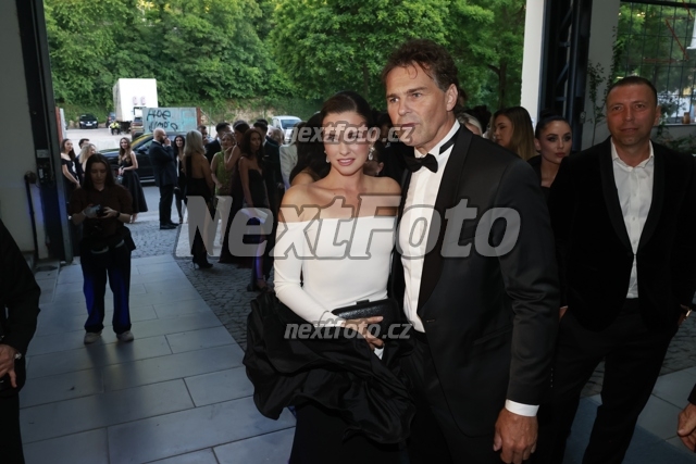 6003 Jaromir Jagr Dominika Branisova.JPG