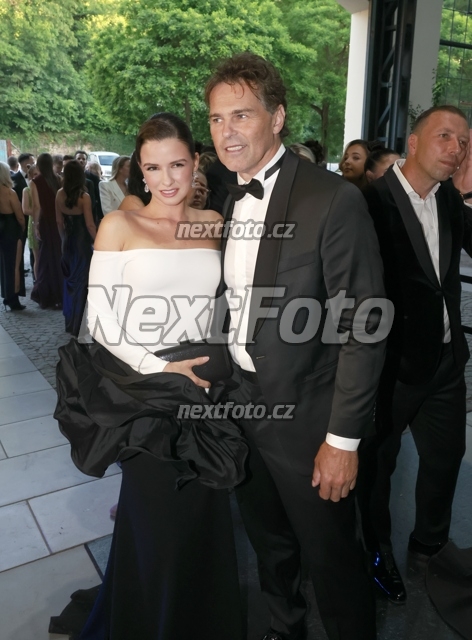 6012 Jaromir Jagr Dominika Branisova.JPG