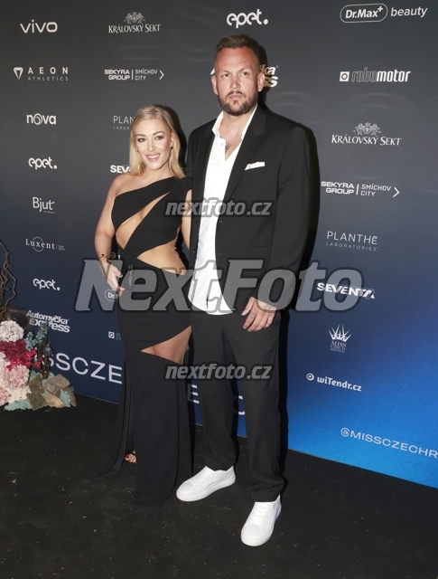 6108 Dominika Myslivcova Jakub Vavrousek.JPG