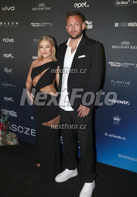 6114 Dominika Myslivcova Jakub Vavrousek.JPG