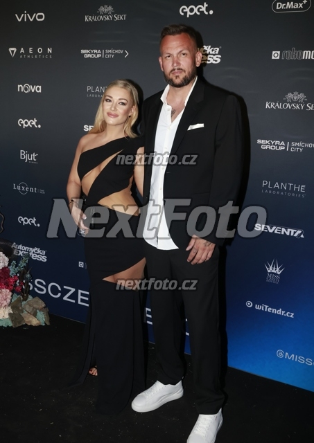 6116 Dominika Myslivcova Jakub Vavrousek.JPG