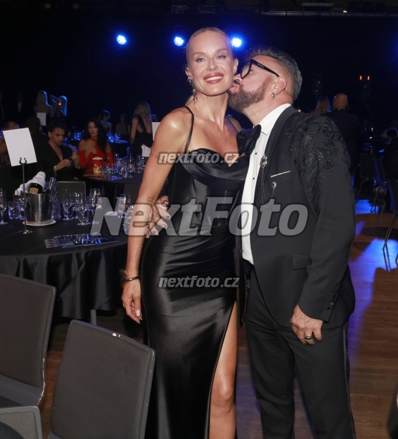 6341 Simona Krainova Osmany Laffita.JPG