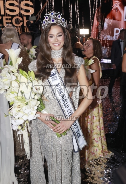 6670 Lucie Piskova.JPG
