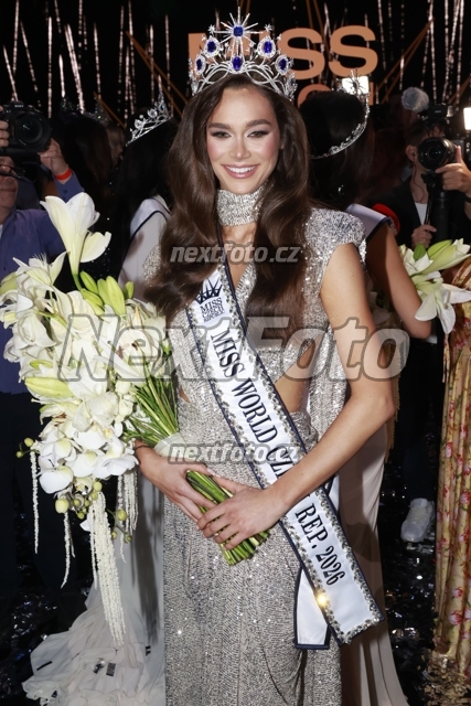 6681 Lucie Piskova.JPG