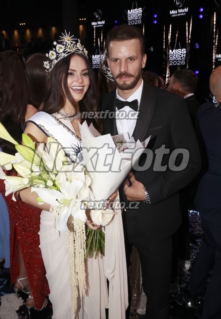 6720 Hana Dedkova Jakub Vitek.JPG
