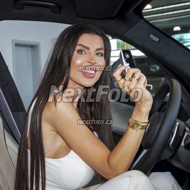 0279 Lela Ceterova Vemola.JPG